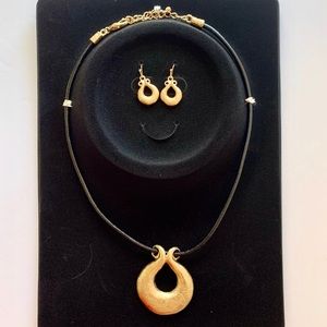 Choker set **2 for $20**